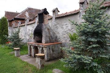 Фото номера Апартаменты с 4 спальнями Гостевой дом Casa Porumbacu 295 г. Порумбаку-де-Сус 70
