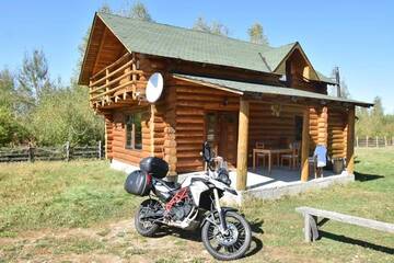 Фото Шале Musketeers Cabin г. Порумбаку-де-Сус 1