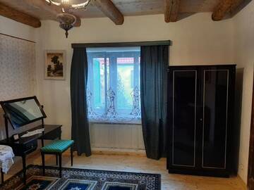 Фото номера Дом с 3 спальнями Дома для отпуска Sura din Joseni г. Порумбаку-де-Сус 54